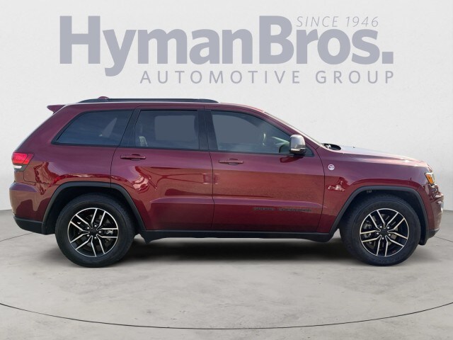 2021 Jeep Grand Cherokee Trailhawk photo 2