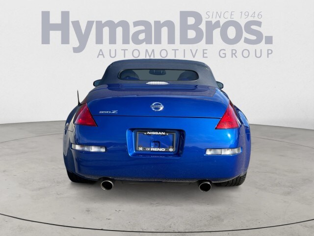 2005 Nissan 350Z Touring photo 4