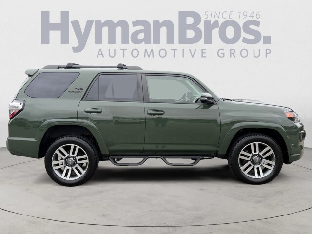 2022 Toyota 4Runner TRD Sport 4WD photo 2