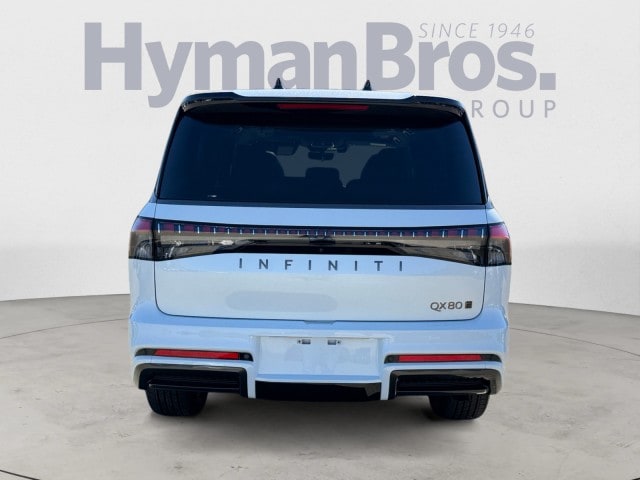 2026 Infiniti QX80 photo 3