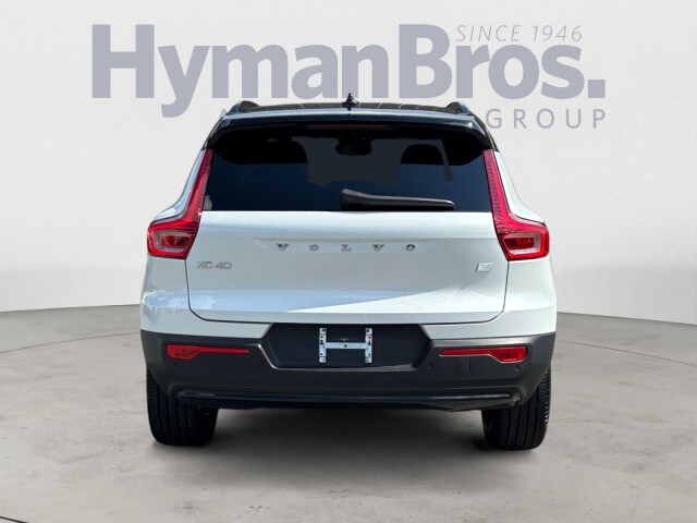 2023 Volvo XC40 Recharge Twin Ultimate photo 4