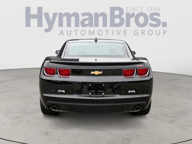 2011 Chevrolet Camaro 2LT RS photo 4