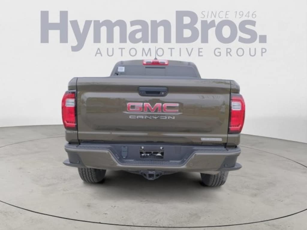 Used 2023 GMC Canyon 4WD Elevation Premium, Sunroof, Tech Truck Crew Cab