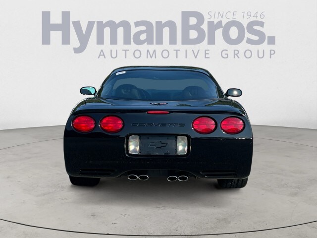2004 Chevrolet Corvette photo 4