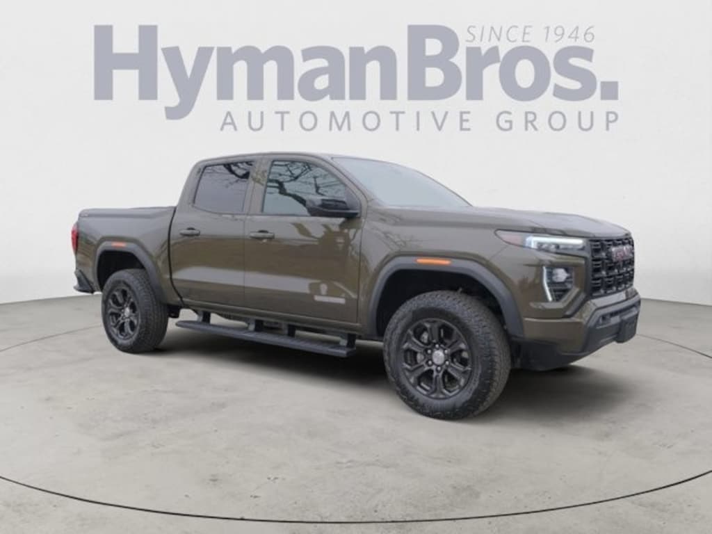 Used 2023 GMC Canyon 4WD Elevation Premium, Sunroof, Tech Truck Crew Cab