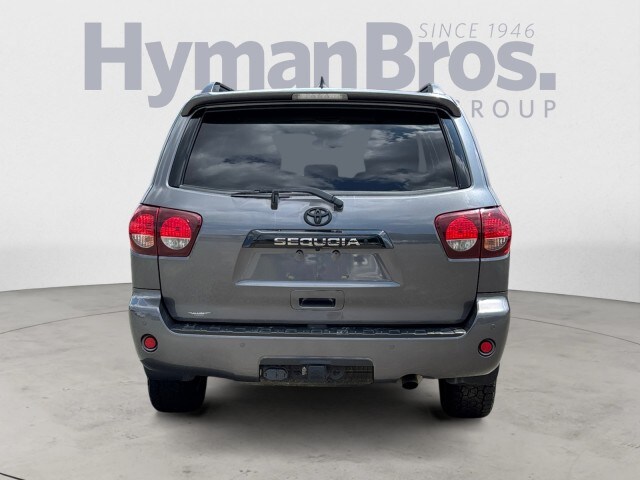 2021 Toyota Sequoia photo 4