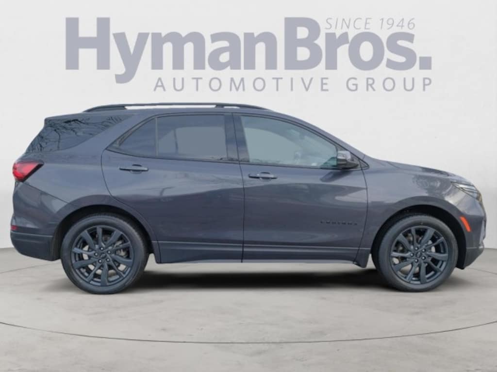 Used 2022 Chevrolet Equinox RS AWD Moonroof, Nav, Leather, Adaptive Cruise SUV