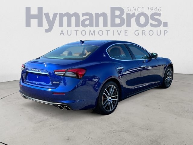 2021 Maserati Ghibli S Q4 photo 3