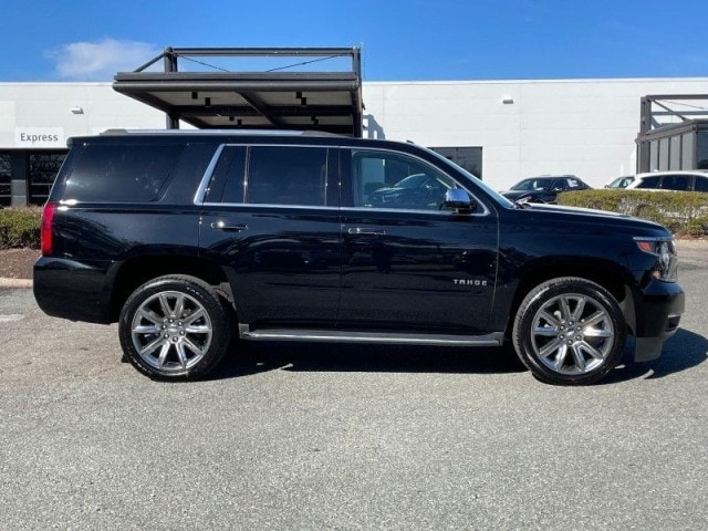 Used 2019 Chevrolet Tahoe Premier with VIN 1GNSKCKC4KR133118 for sale in Midlothian, VA