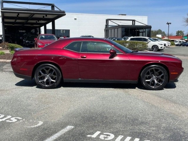 Used 2018 Dodge Challenger SXT Plus with VIN 2C3CDZAG6JH231763 for sale in Midlothian, VA