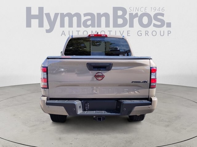 2024 Nissan Frontier PRO-4X photo 4