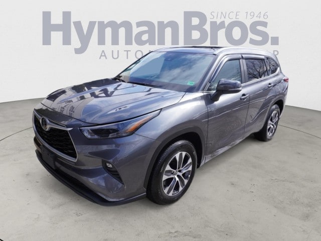 Used 2023 Toyota Highlander XLE with VIN 5TDKDRAH5PS520983 for sale in Midlothian, VA