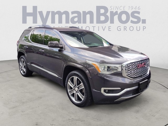 2017 GMC Acadia Denali AWD's photo