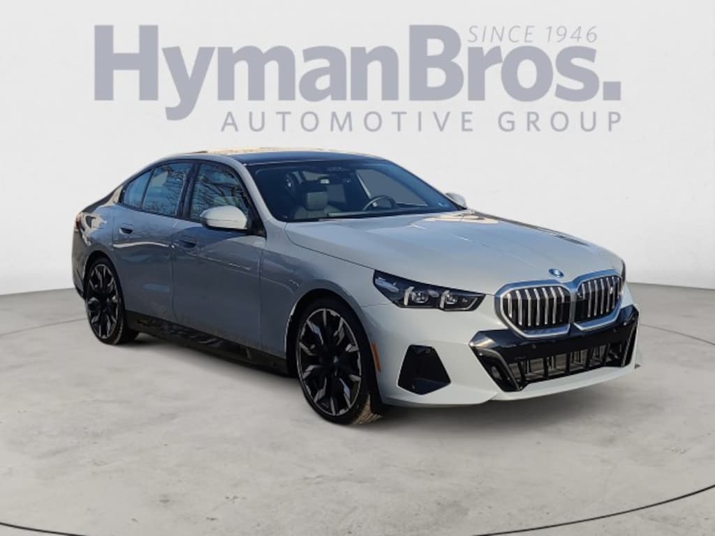 Used 2024 BMW i5 eDrive40, M Sport, Drive assist pro, sky lounge ro Sedan