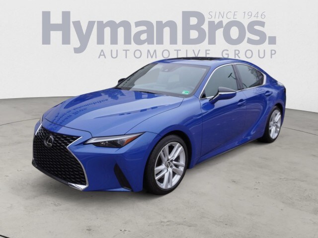 2023 Lexus IS 300 photo 2