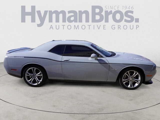 2022 Dodge Challenger R/T photo 4