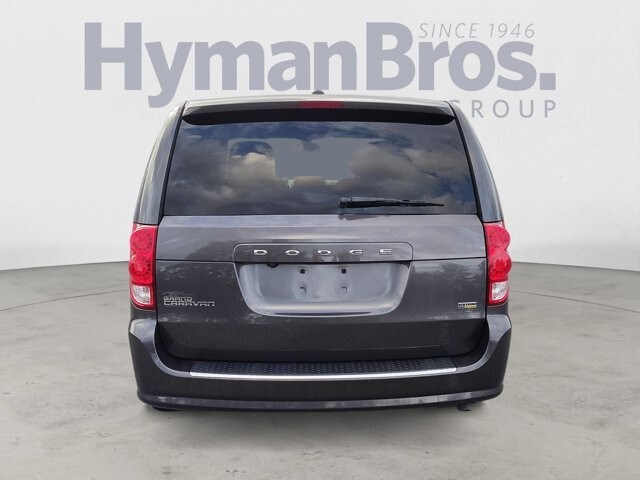 2017 Dodge Grand Caravan SE photo 4