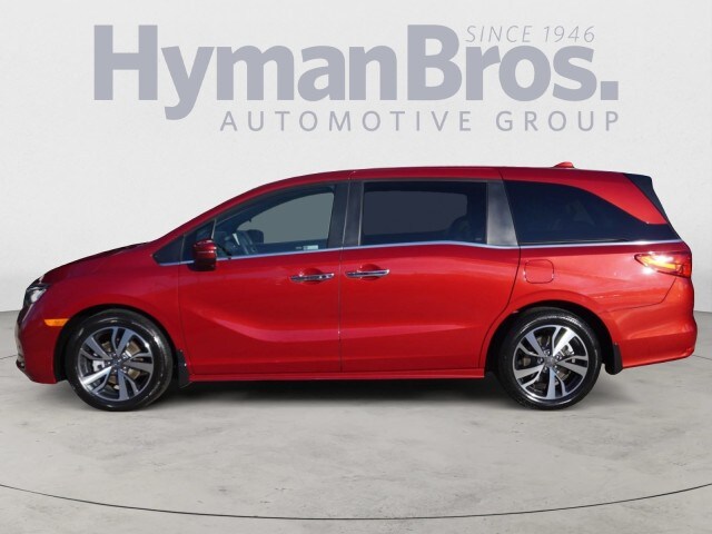 2023 Honda Odyssey Touring photo 3
