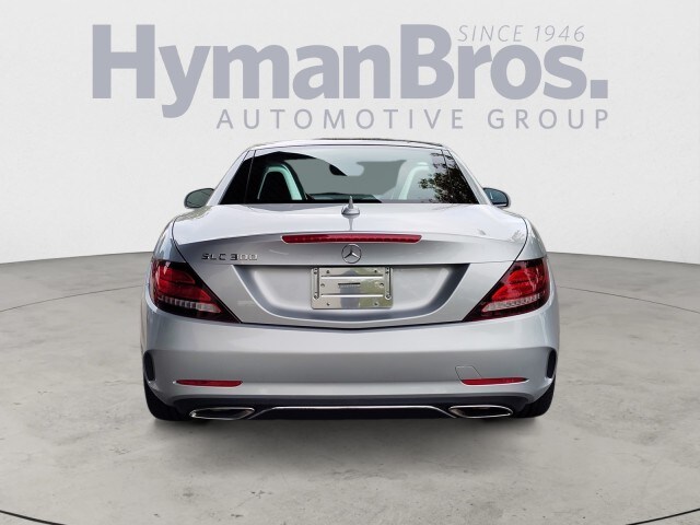 2019 Mercedes Benz SLC 300 AMG photo 4