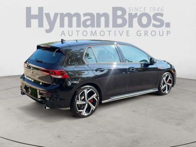 2024 Volkswagen Golf GTI SE photo 2