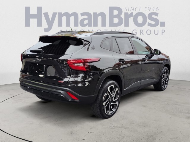 2024 Chevrolet Trax photo 3