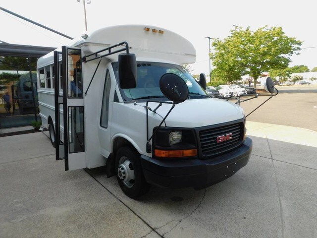 gmc savana cutaway c7a