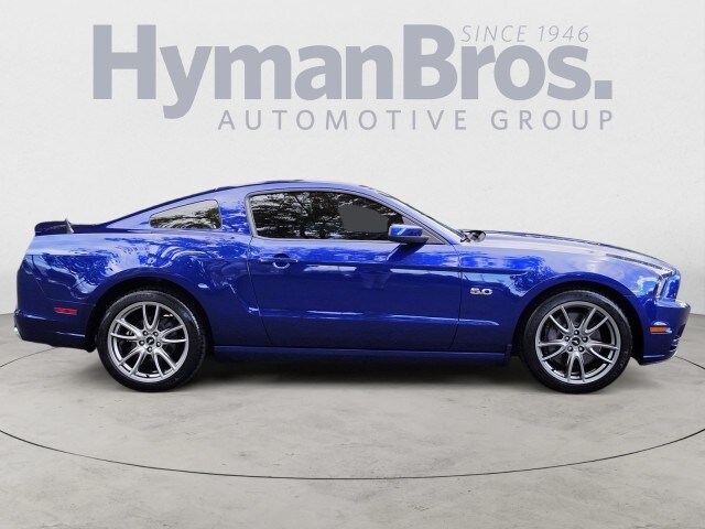 2013 Ford Mustang GT Premium photo 2