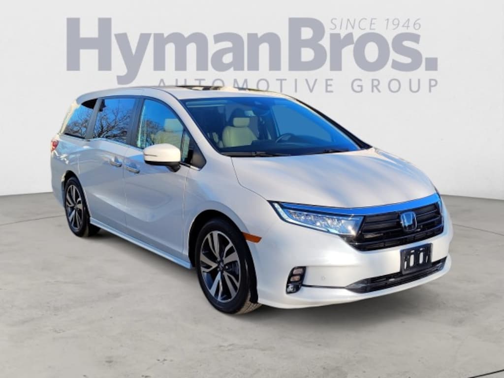 Used 2023 Honda Odyssey Touring Van