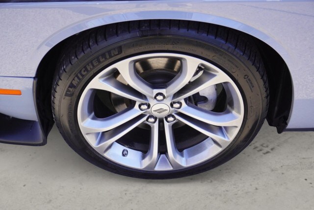 2022 Dodge Challenger R/T - Photo 10