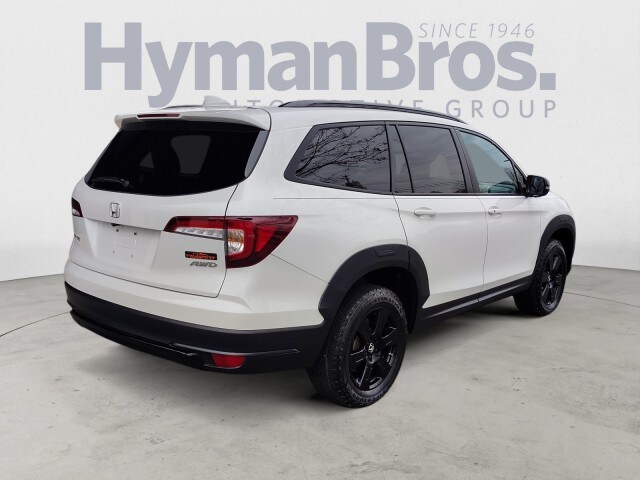 2022 Honda Pilot TrailSport photo 2