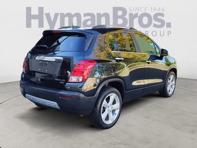 2015 Chevrolet Trax LTZ photo 2