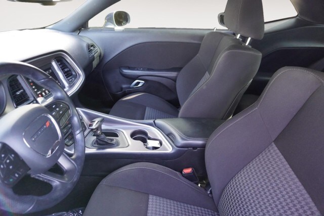 2022 Dodge Challenger R/T - Photo 13