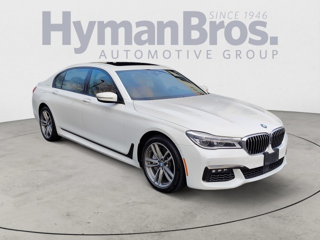 2019 BMW 7 Series 750i's photo