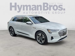 2022 Audi e-tron Premium SUV