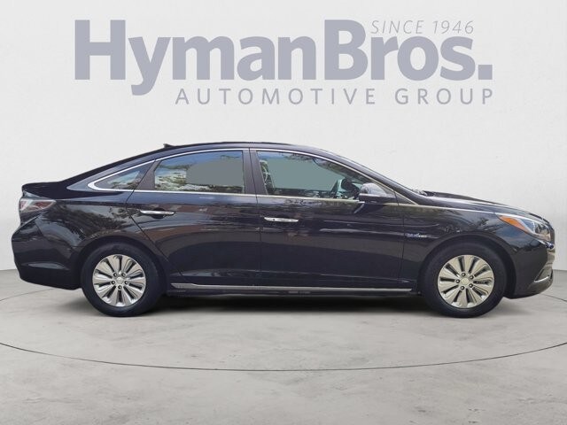 2016 Hyundai Sonata Hybrid SE photo 2