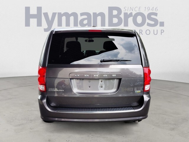 2016 Dodge Grand Caravan SE Plus photo 4