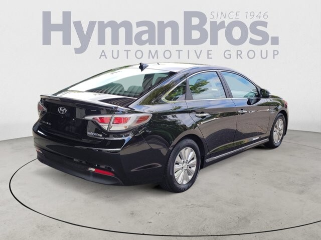 2016 Hyundai Sonata Hybrid SE photo 3