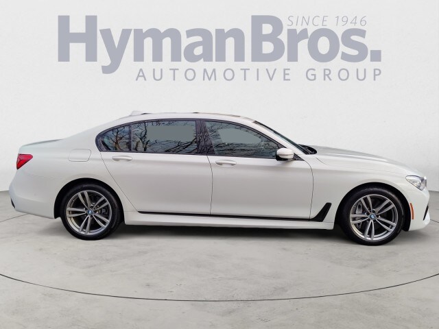 2019 Bmw 750i xDrive Sedan photo 2