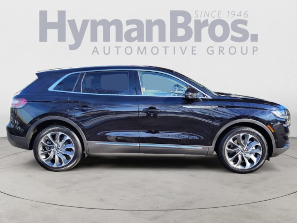 Used 2023 Lincoln Nautilus Reserve AWD SUV
