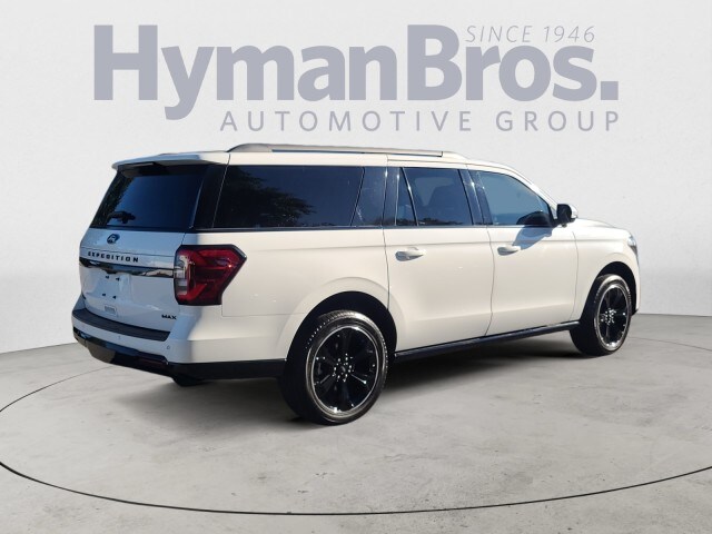 2023 Ford Expedition MAX Limited photo 3