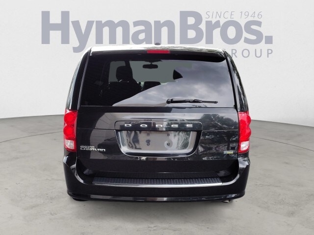 2016 Dodge Grand Caravan SE Plus photo 4