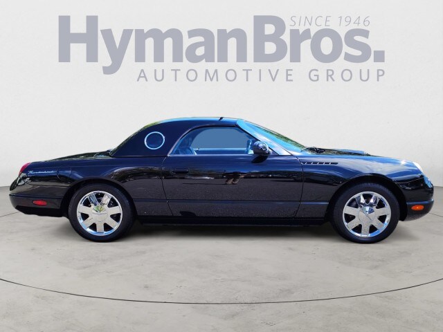 2002 Ford Thunderbird Premium photo 2