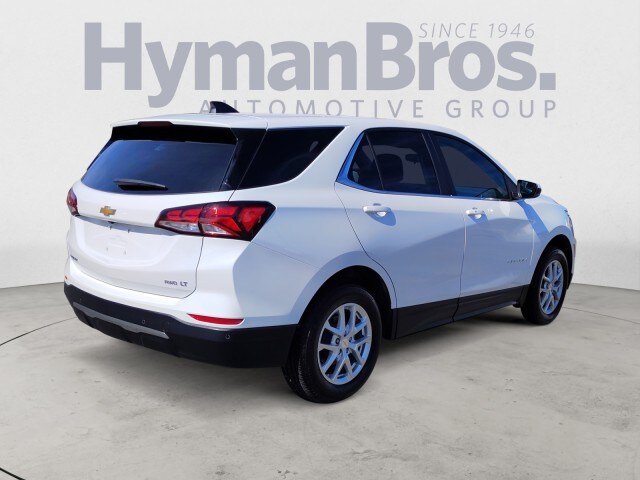 2023 Chevrolet Equinox LT photo 3