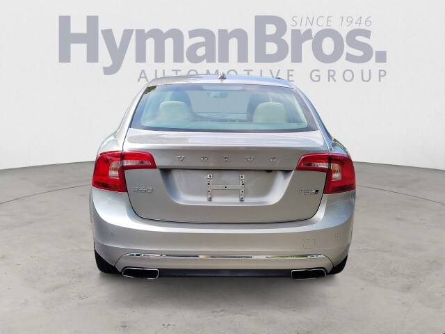 2016 Volvo S60 Inscription T5 Premier photo 3