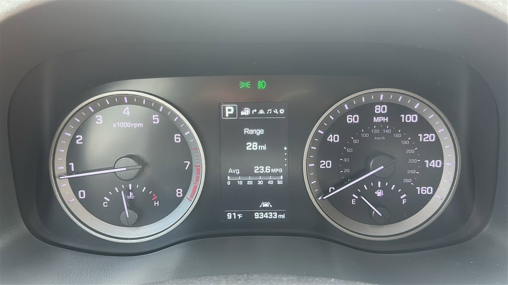 Used 2018 Hyundai Tucson Limited with VIN KM8J33A2XJU786831 for sale in Baytown, TX