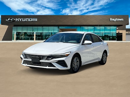 2025 Hyundai Elantra Hybrid SEL Sport Sedan