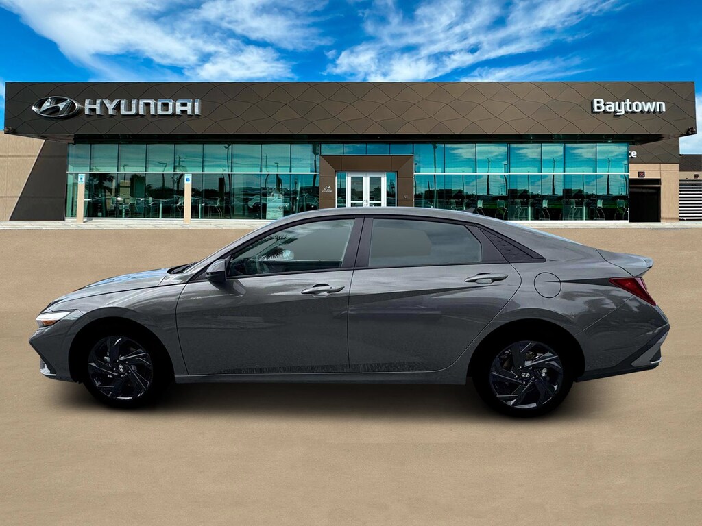 New 2026 Hyundai Elantra SEL Sport Sedan