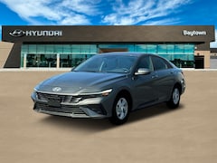 2025 Hyundai Elantra SE Sedan