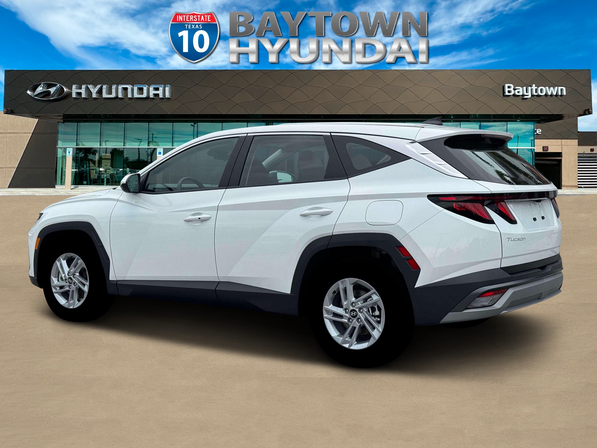 2026 Hyundai Tucson SE - Photo 4