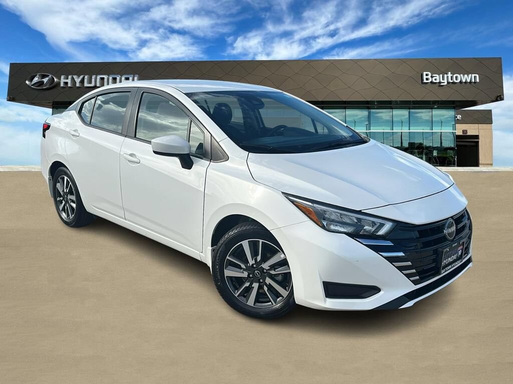 Used 2025 Nissan Versa SV SV CVT